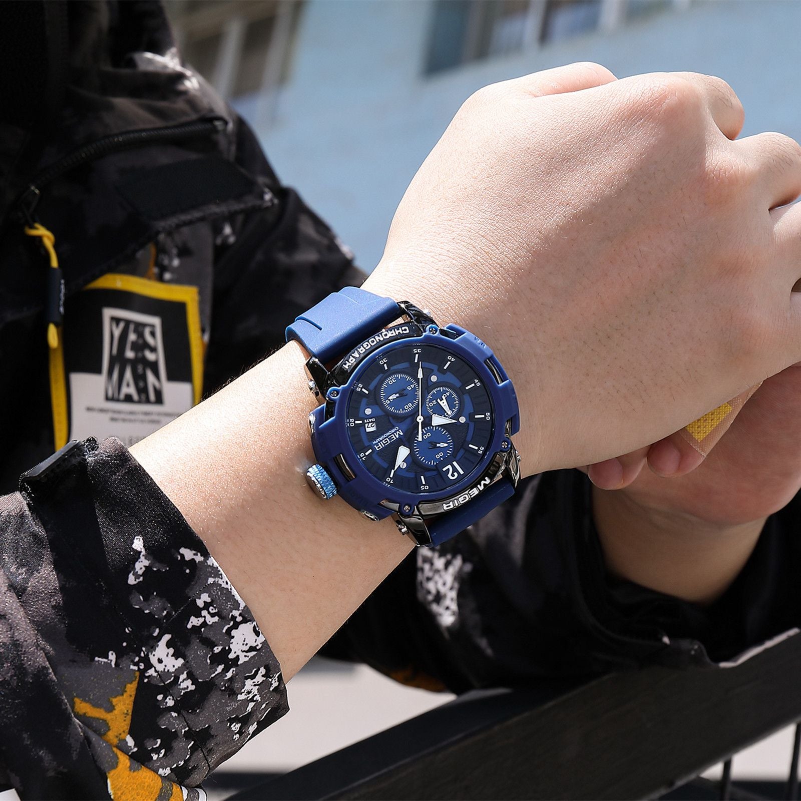 MEGIR Fashion Military Watch for Men Silicone Strap Sport Quartz Chronograph Waterproof Male Clock Wristwatch Reloj Hombre 2208-3
