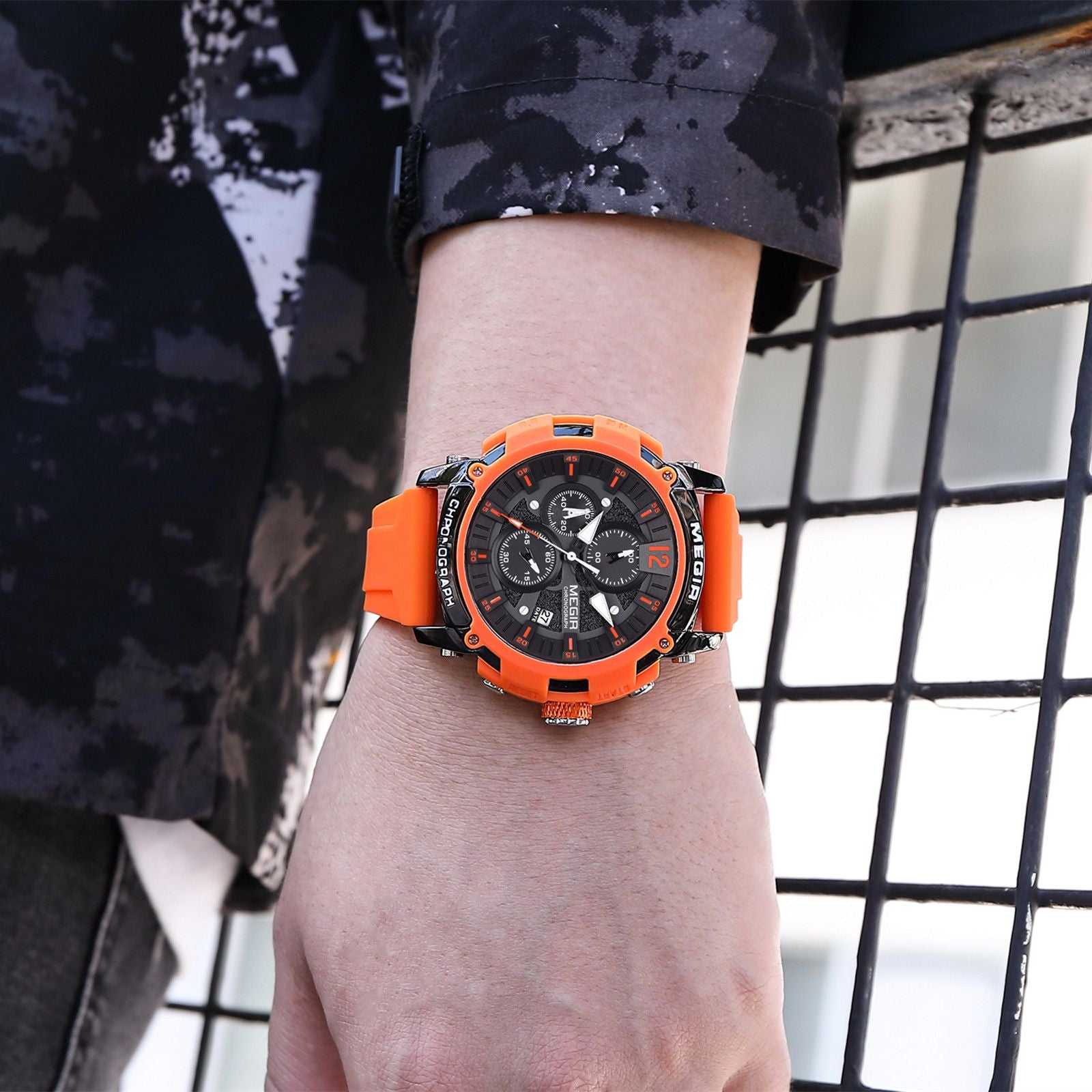 MEGIR Fashion Military Watch for Men Silicone Strap Sport Quartz Chronograph Waterproof Male Clock Wristwatch Reloj Hombre 2208-5